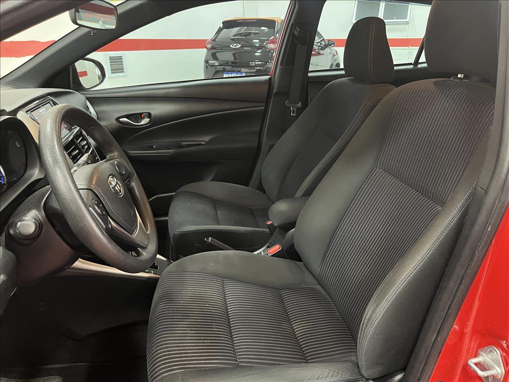 YARIS 1.5 16V FLEX SEDAN XL PLUS CONNECT MULTIDRIVE9