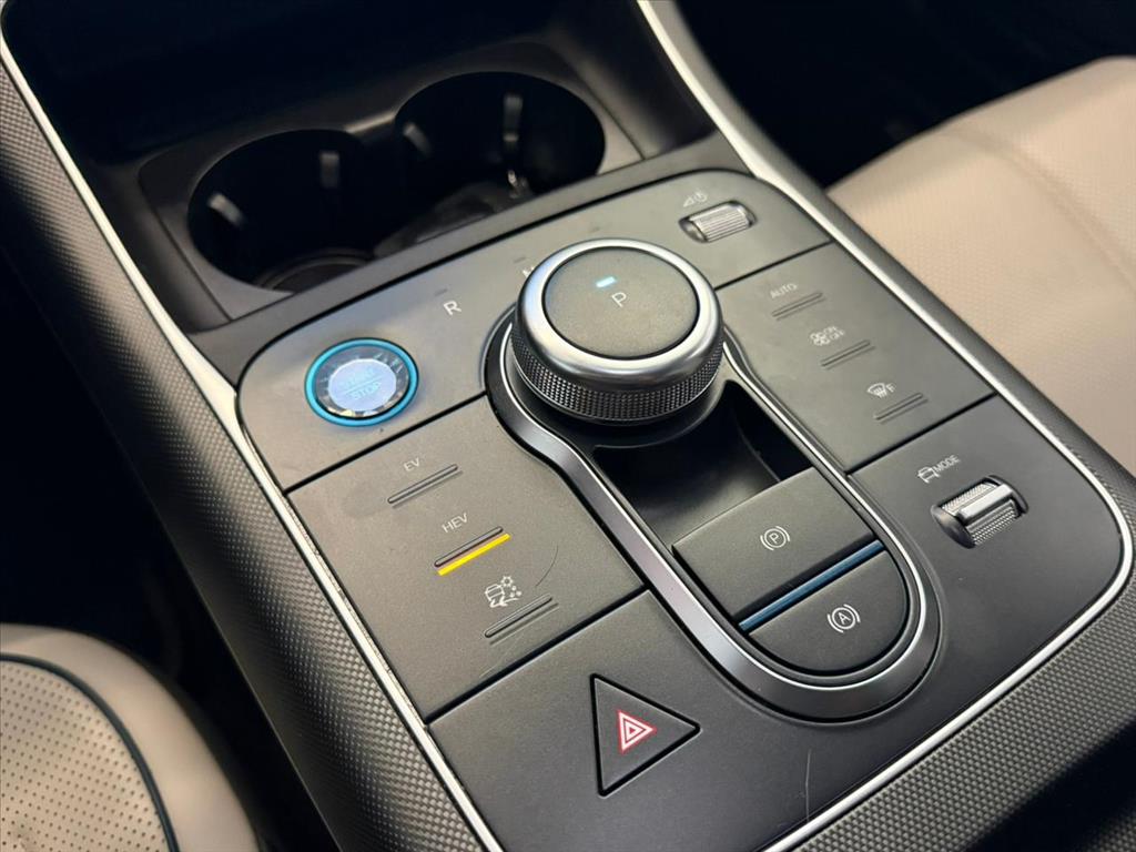 KING 1.5 DM-I PHEV GL AUTOMÁTICO13