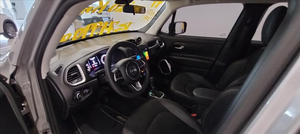 RENEGADE 1.8 16V FLEX 4P AUTOMÁTICO10