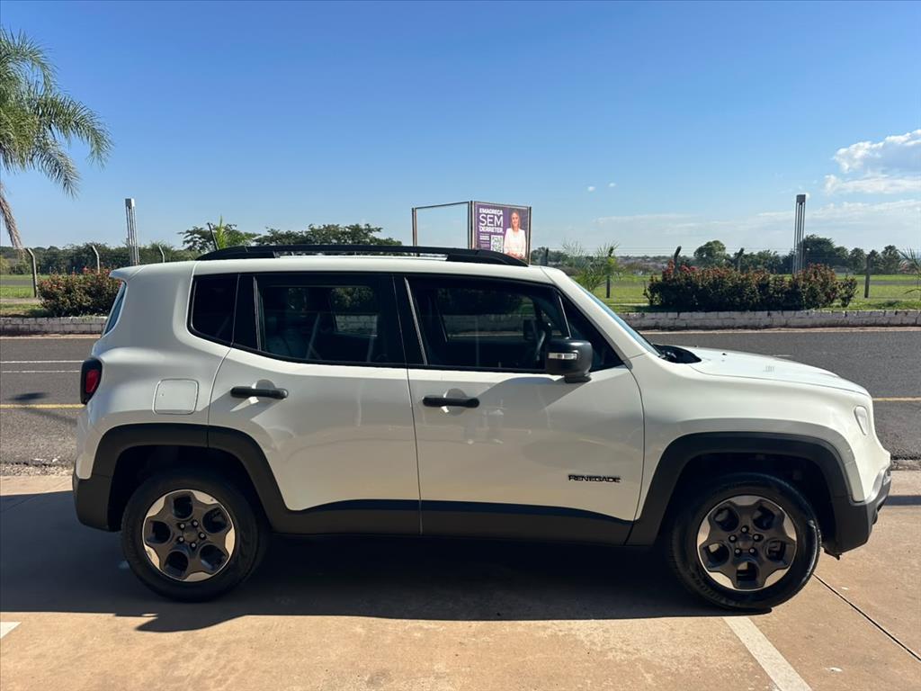 RENEGADE 1.8 16V FLEX 4P AUTOMÁTICO7
