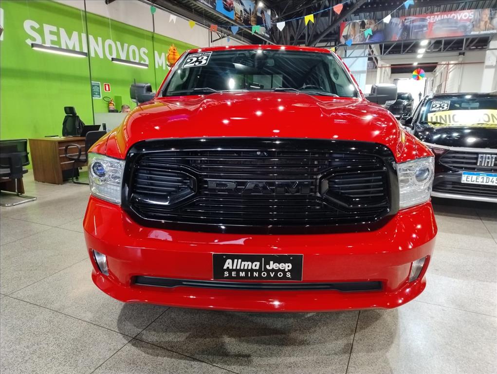 CLASSIC 5.7 V8 GASOLINA LARAMIE NIGHT EDITION CD 4X4 AUTOMÁTICO14