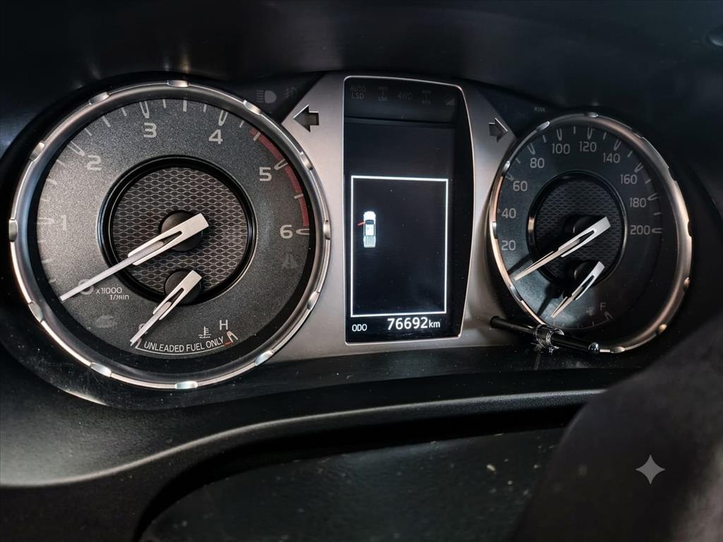 HILUX 2.8 D-4D TURBO DIESEL CD SRX 4X4 AUTOMÁTICO5