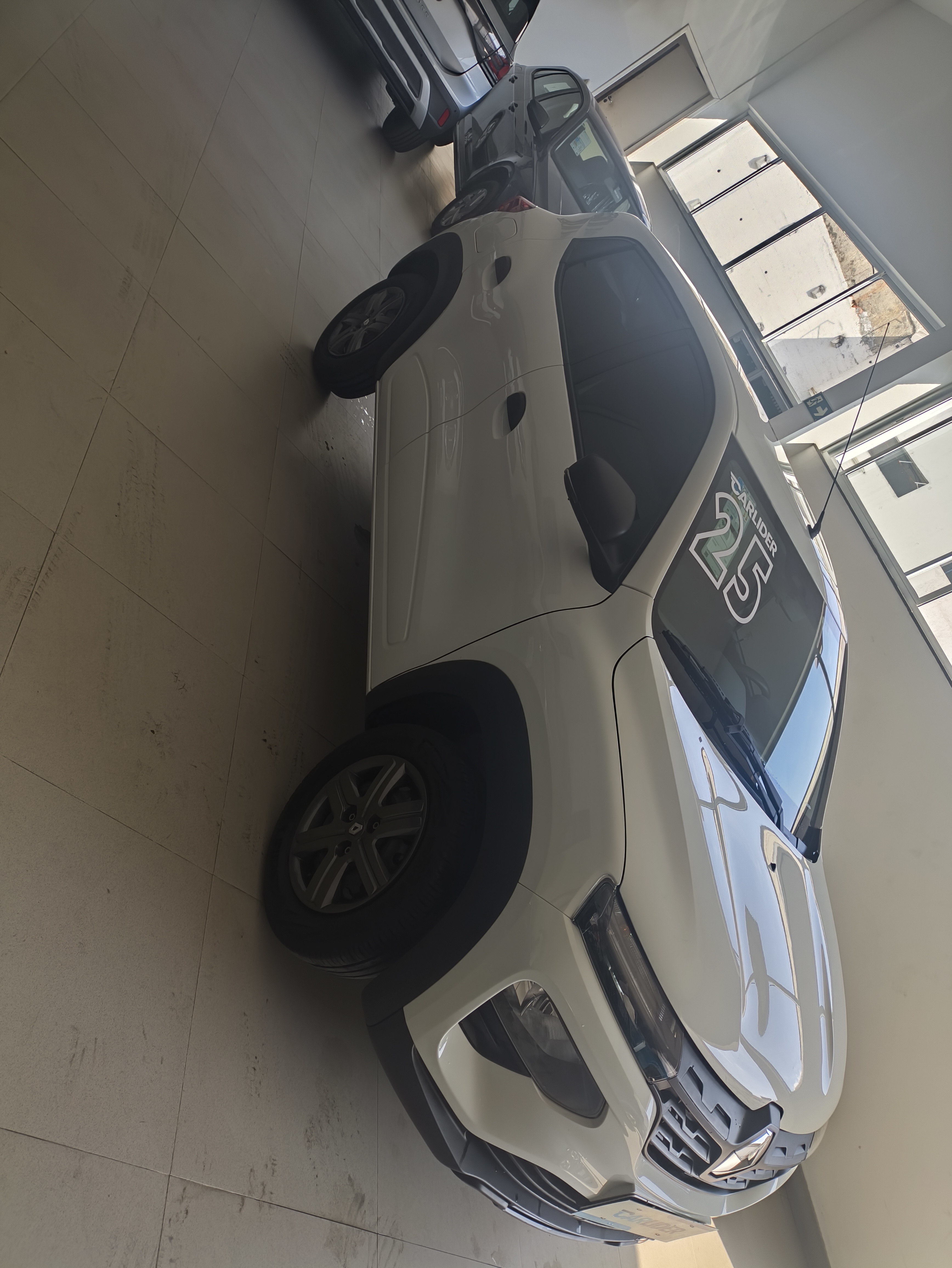 KWID 1.0 12V SCE FLEX ZEN MANUAL1