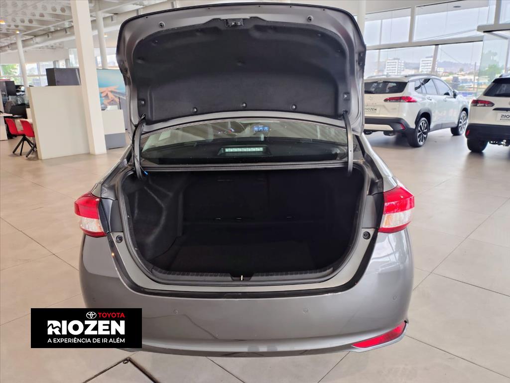 YARIS 1.5 16V FLEX SEDAN XLS CONNECT MULTIDRIVE4