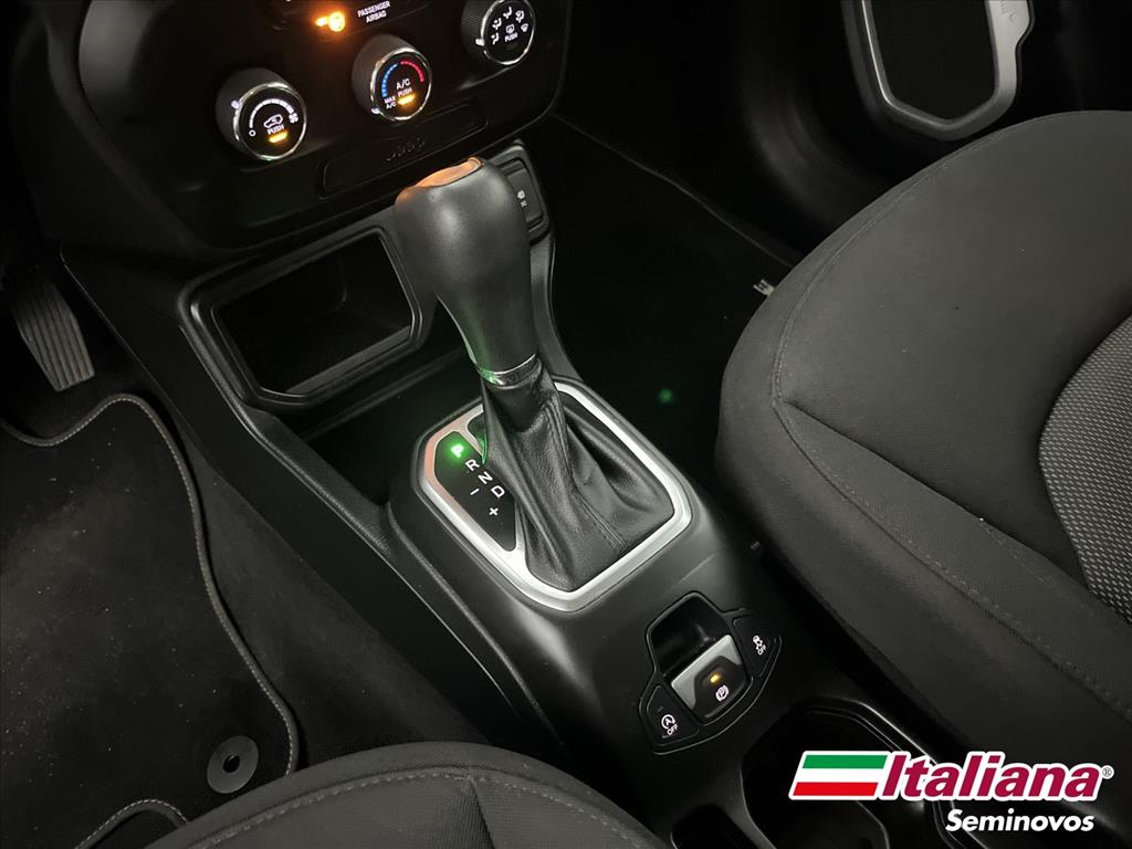 RENEGADE 1.8 16V FLEX 4P AUTOMÁTICO11