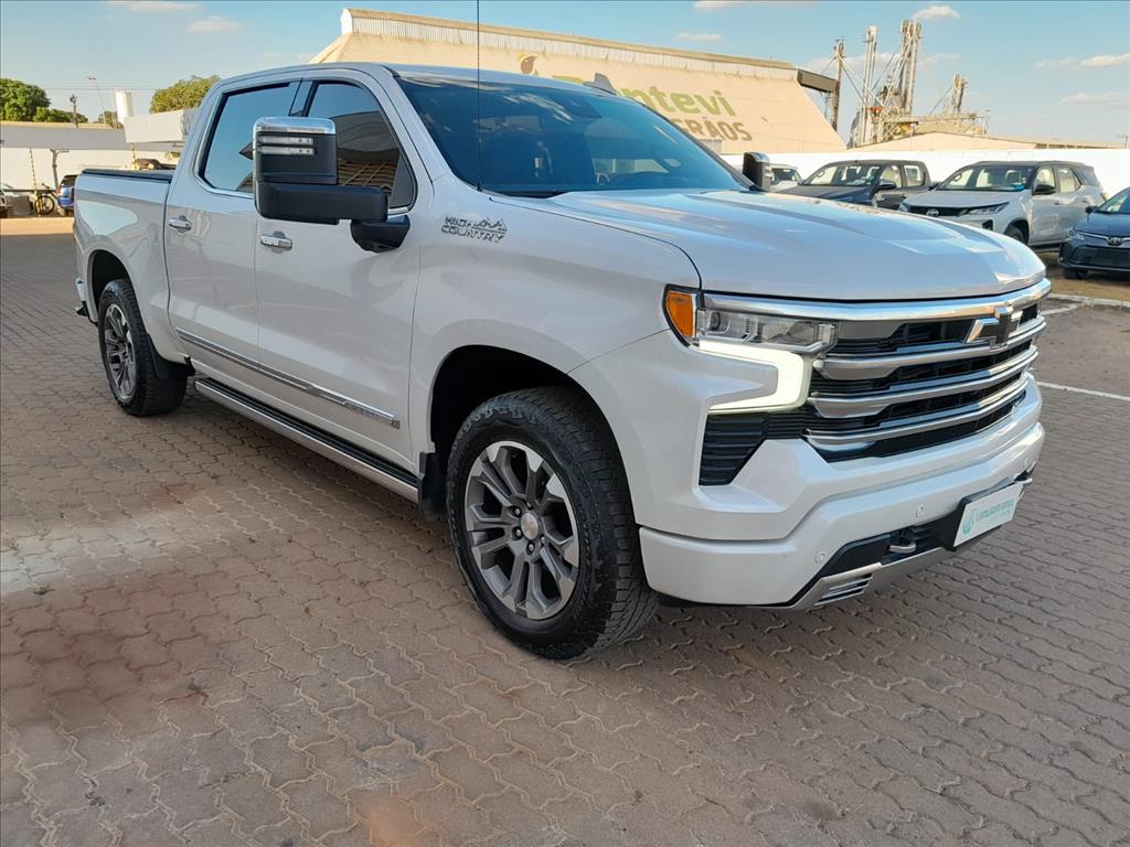 SILVERADO 5.3 V8 GASOLINA 1500 HIGH COUNTRY 4X4 AUTOMÁTICO2