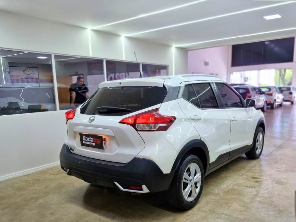 KICKS 1.6 16V FLEXSTART S 4P MANUAL5