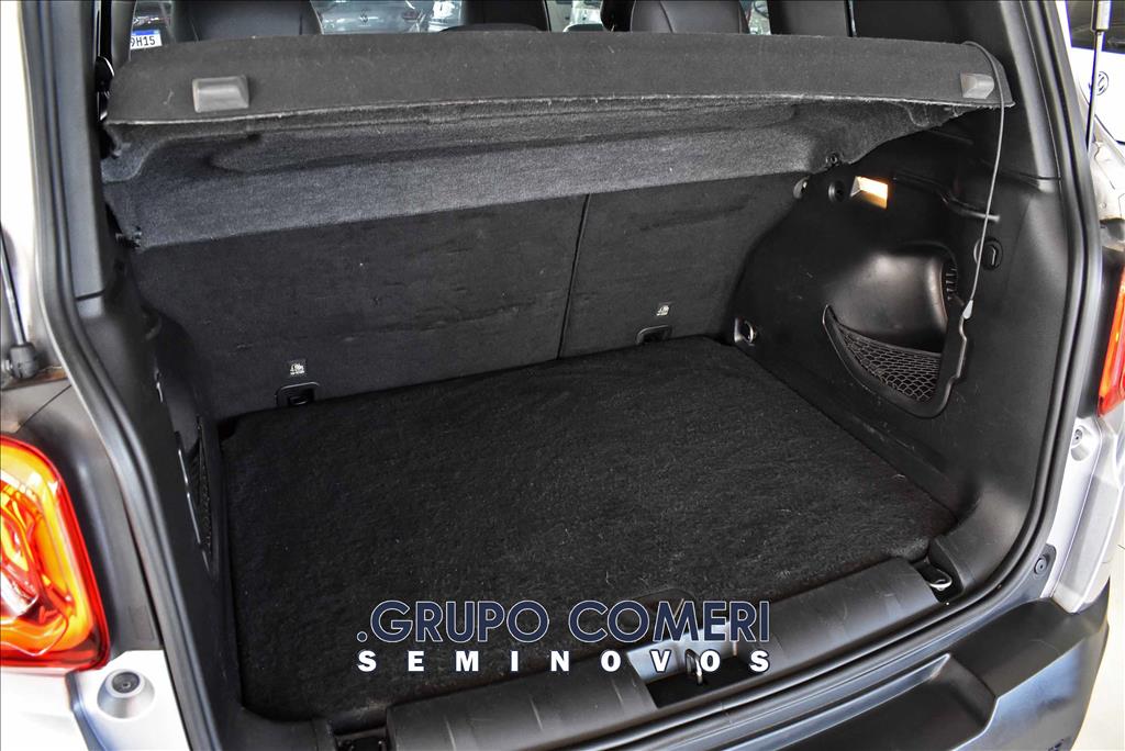RENEGADE 1.8 16V FLEX LONGITUDE 4P AUTOMÁTICO19