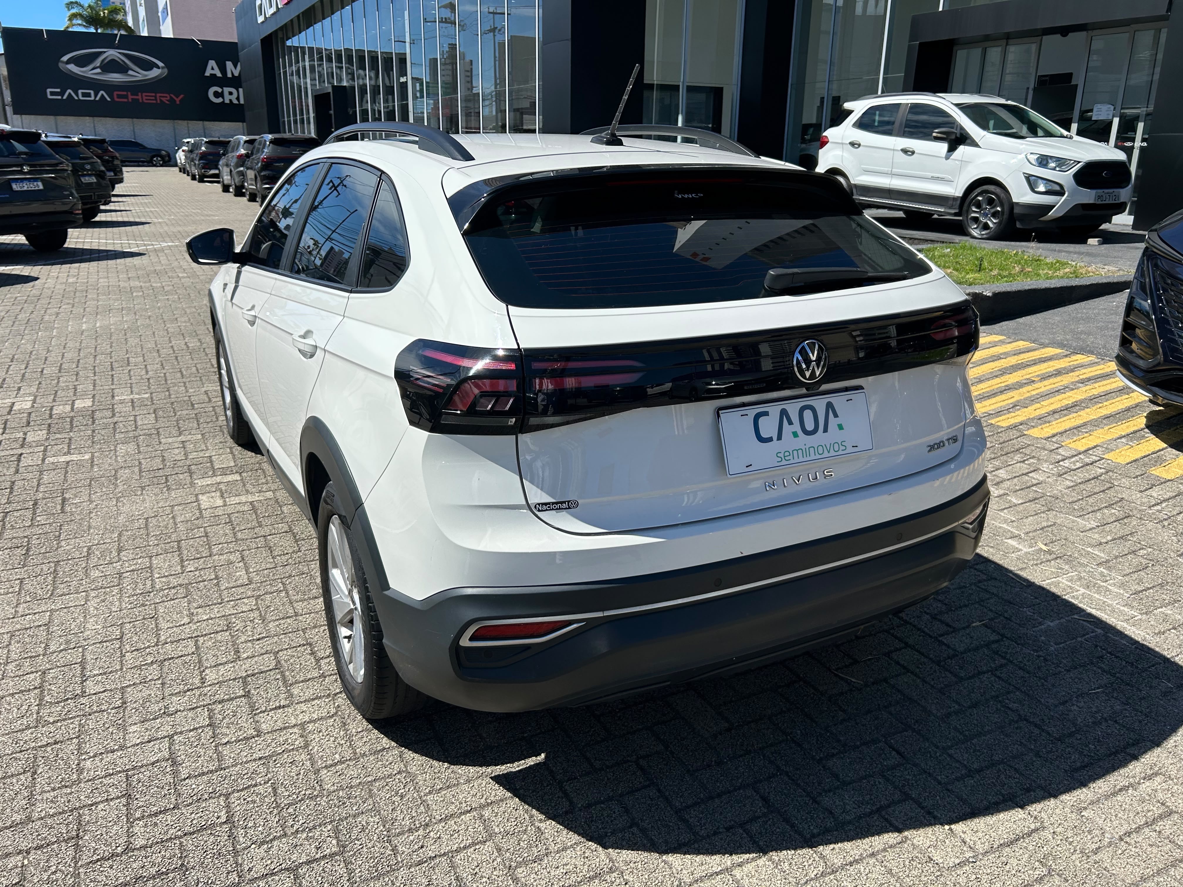 Volkswagen-NIVUS-1.0 200 TSI TOTAL FLEX COMFORTLINE AUTOMÁTICO