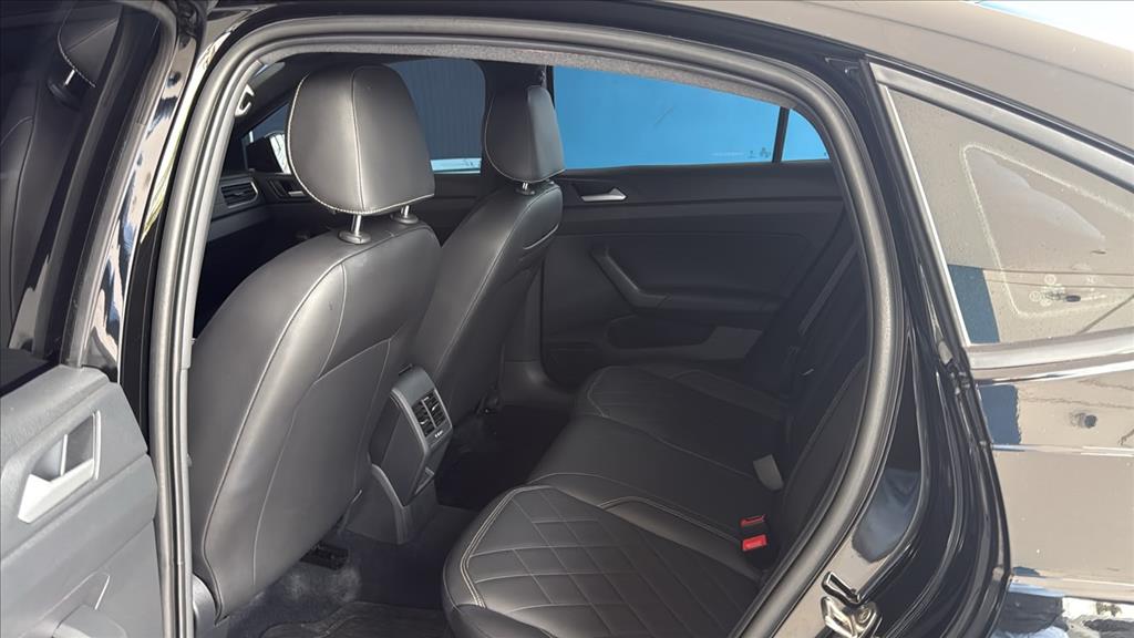 VIRTUS 1.4 250 TSI EXCLUSIVE AUTOMÁTICO11
