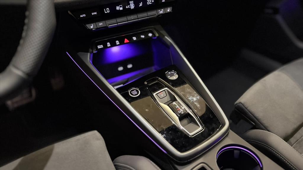 A3 2.0 40 TFSI GASOLINA SEDAN PERFORMANCE BLACK S-TRONIC4