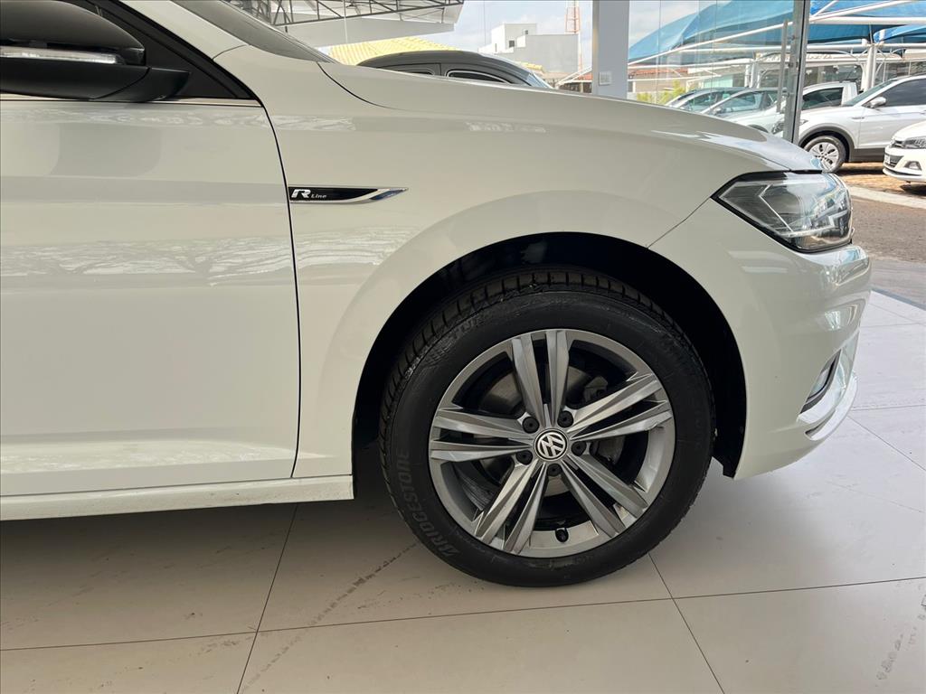 JETTA 1.4 250 TSI TOTAL FLEX R-LINE TIPTRONIC