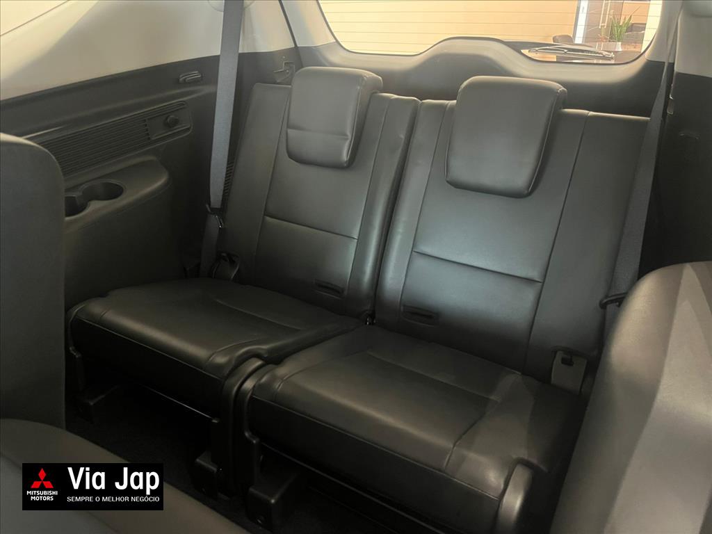 Mitsubishi-PAJERO SPORT-2.4 16V MIVEC TURBO DIESEL LEGEND AWD AUTOMÁTICO