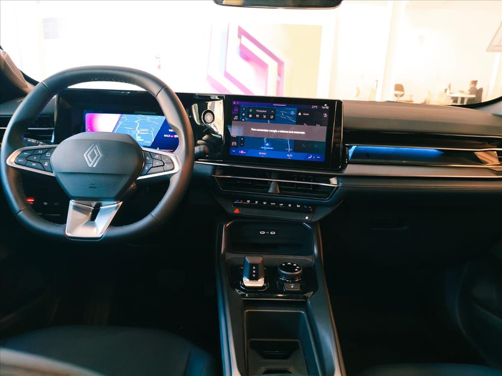 Renault-BOREAL-1.3 TCE FLEX ICONIC EDC