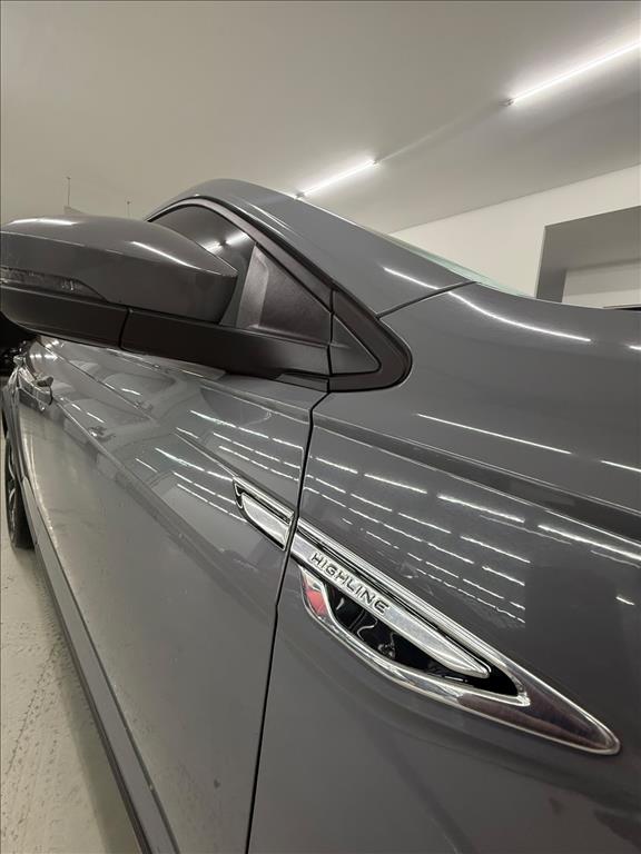 Volkswagen-NIVUS-1.0 200 TSI TOTAL FLEX HIGHLINE AUTOMÁTICO