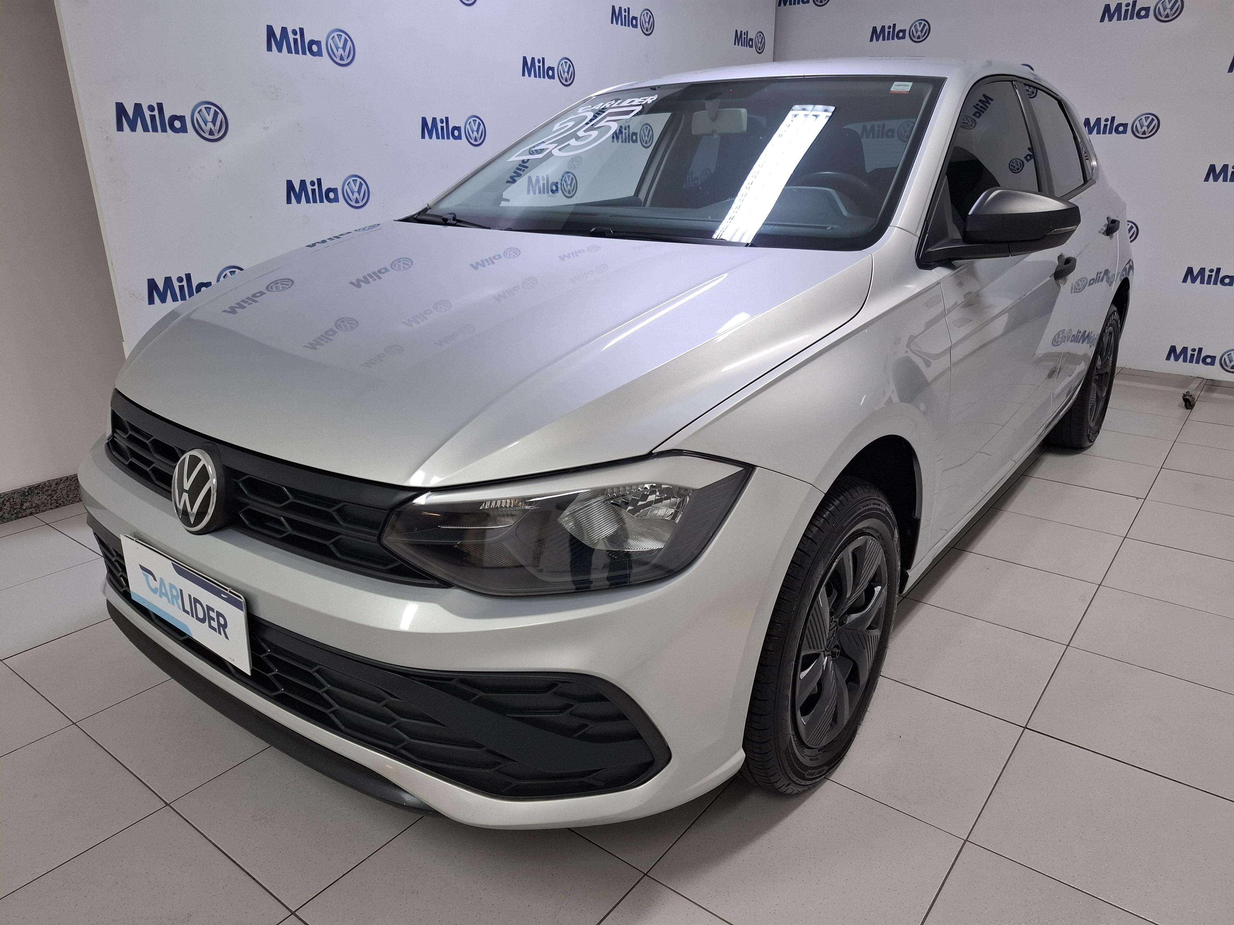 POLO 1.0 MPI ROBUST MANUAL1