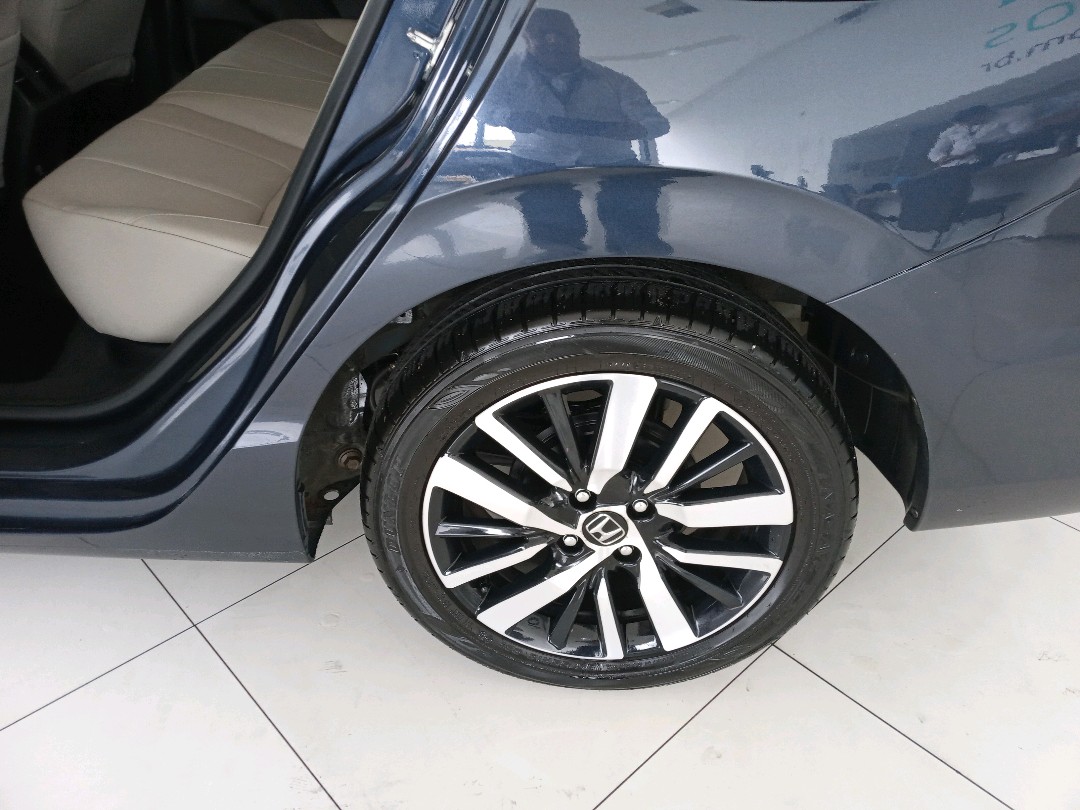 Honda-CITY-1.5 i-VTEC FLEX TOURING CVT
