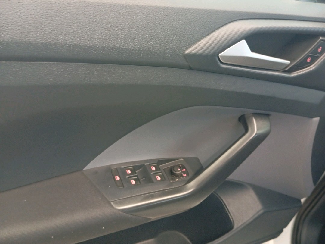 T-CROSS 1.0 200 TSI TOTAL FLEX SENSE AUTOMÁTICO6