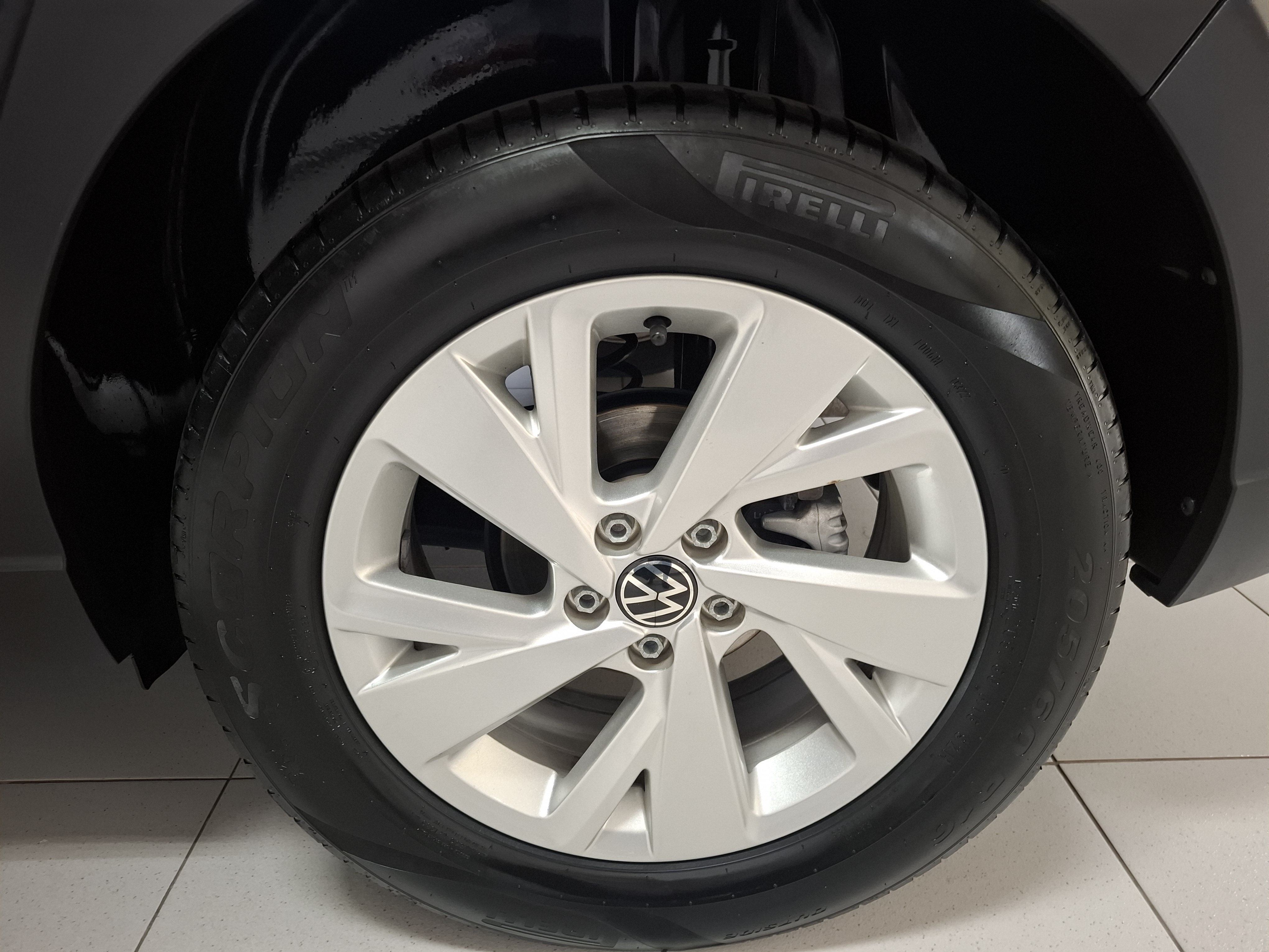NIVUS 1.0 200 TSI TOTAL FLEX COMFORTLINE AUTOMÁTICO9
