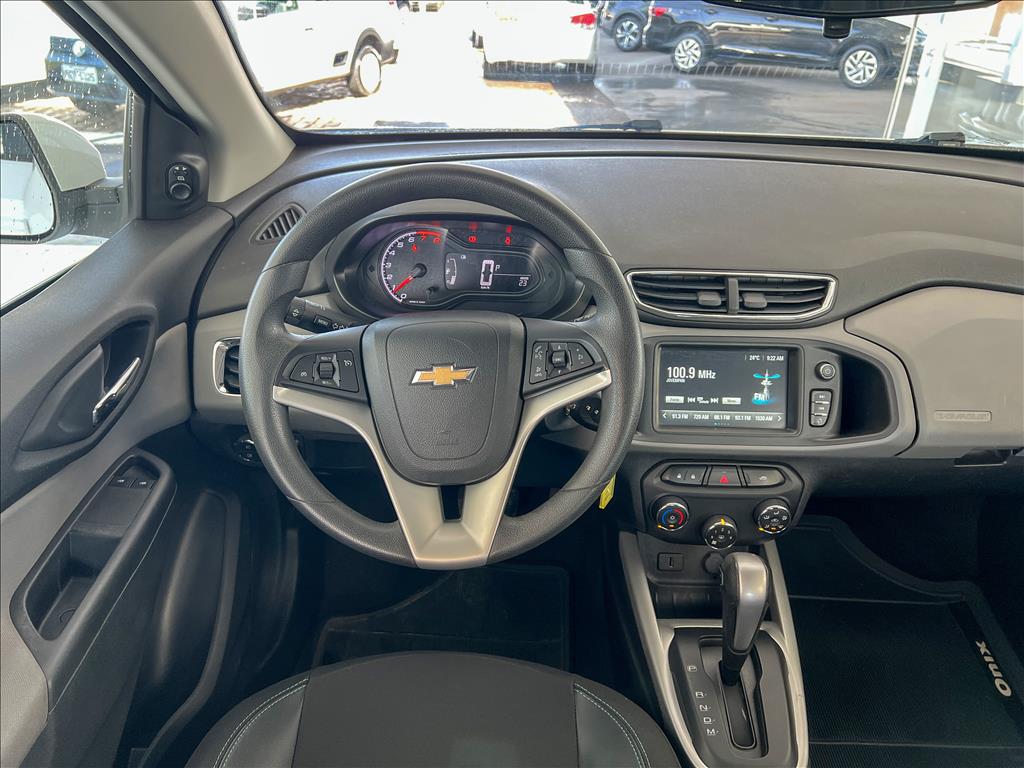 ONIX 1.4 MPFI LT 8V FLEX 4P AUTOMÁTICO10