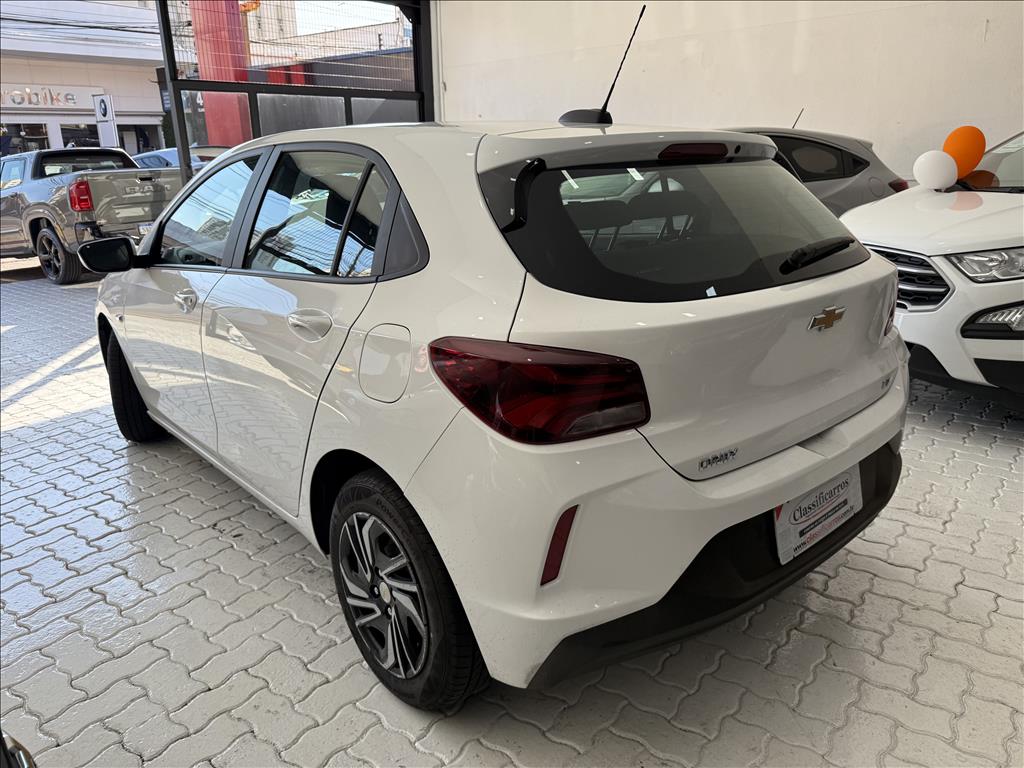 Chevrolet Onix - 1.0 FLEX LT MANUAL