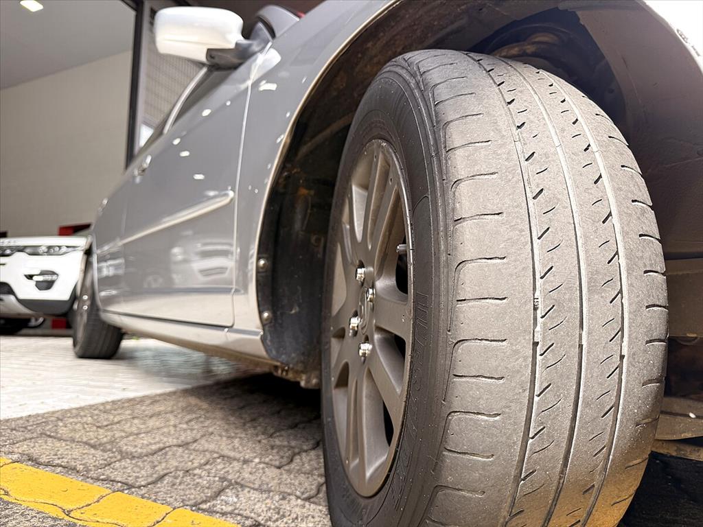 Honda Civic - 1.7 LX 16V GASOLINA 4P MANUAL