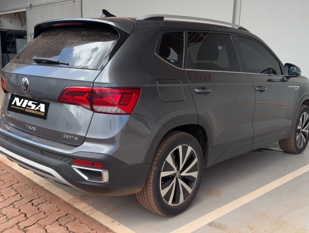 VW - Volkswagen-TAOS-1.4 250 TSI TOTAL FLEX HIGHLINE AUTOMÁTICO