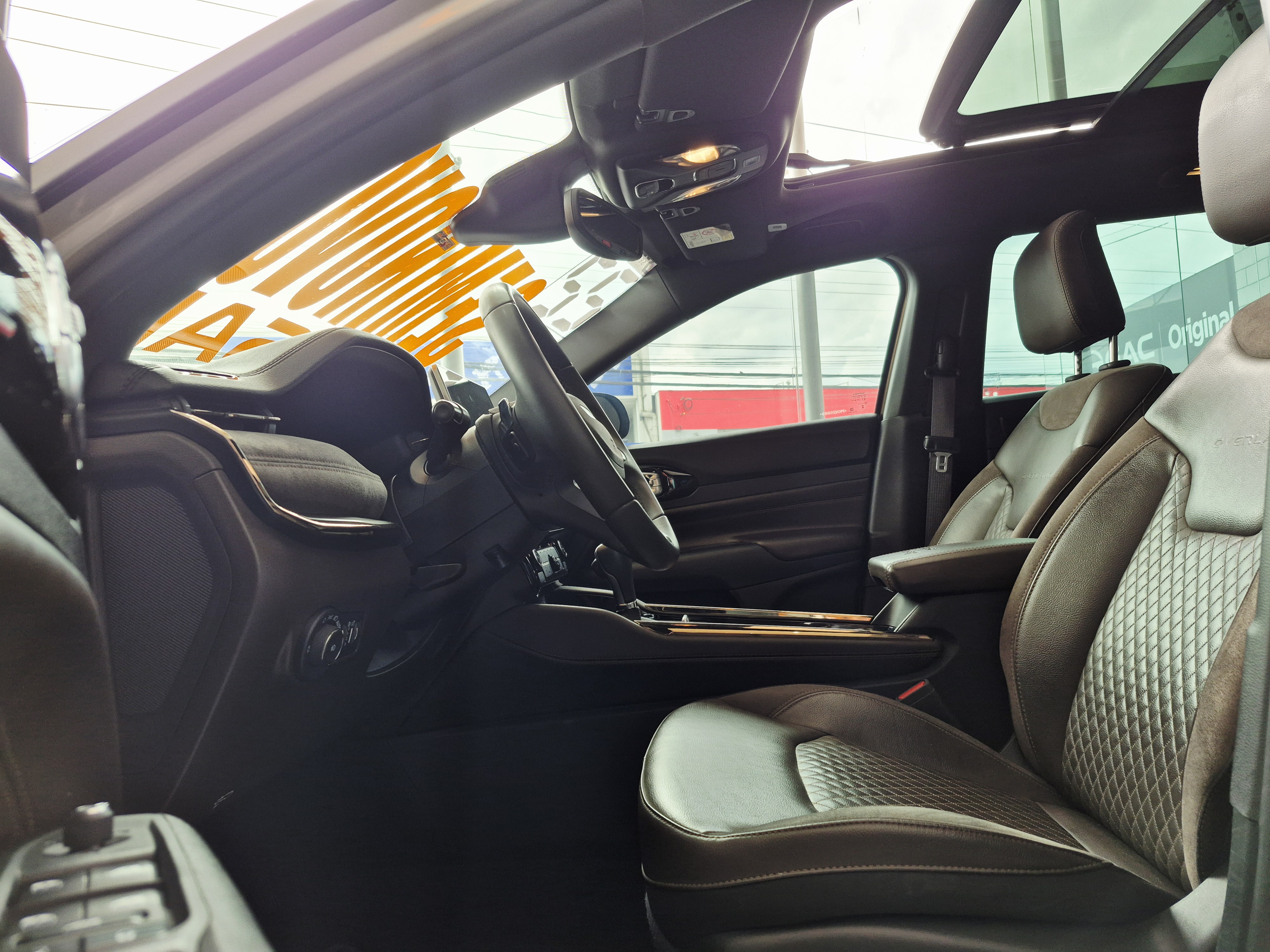 Foto ilustrativa do carro