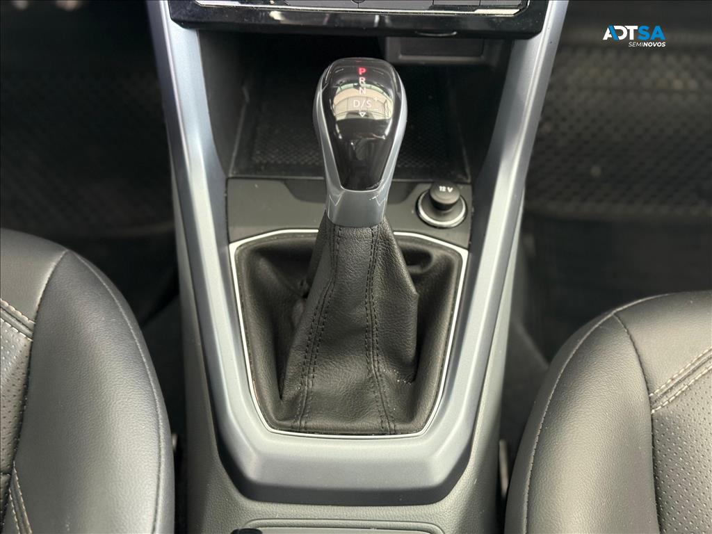 VOLKSWAGEN T-CROSS 1.0 200 TSI TOTAL FLEX COMFORTLINE AUTOMÁTICO