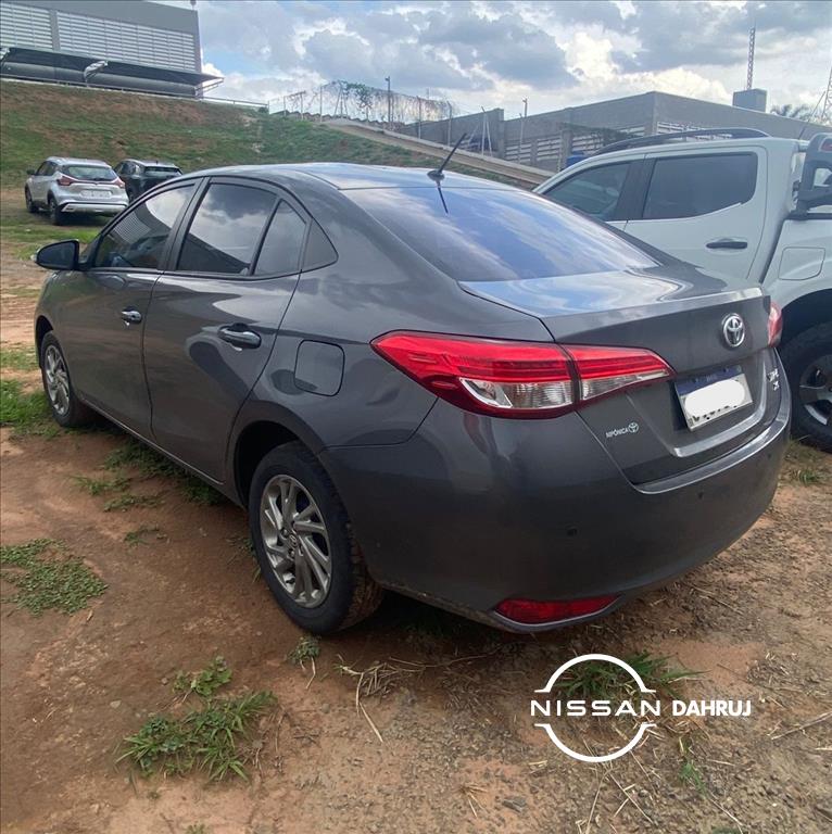 YARIS 1.5 16V FLEX SEDAN XS MULTIDRIVE8