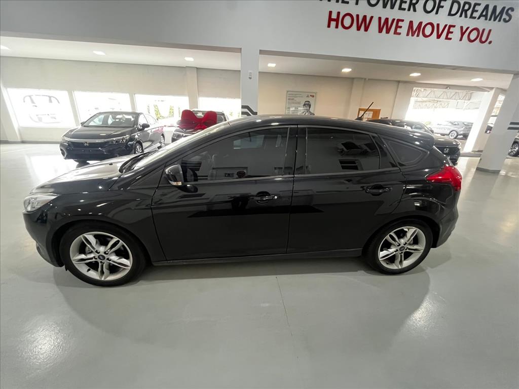 FOCUS 1.6 SE 16V FLEX 4P MANUAL8