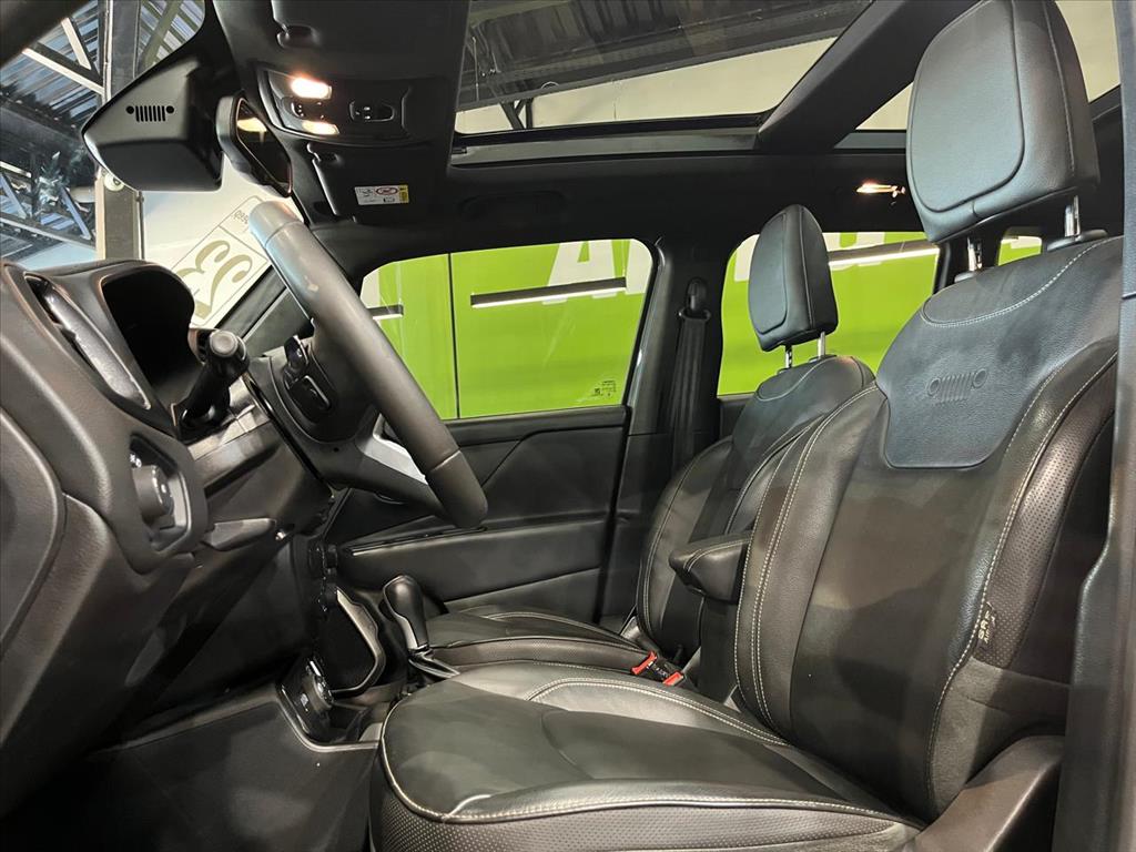 RENEGADE 1.3 T270 TURBO FLEX S 4X4 AT96