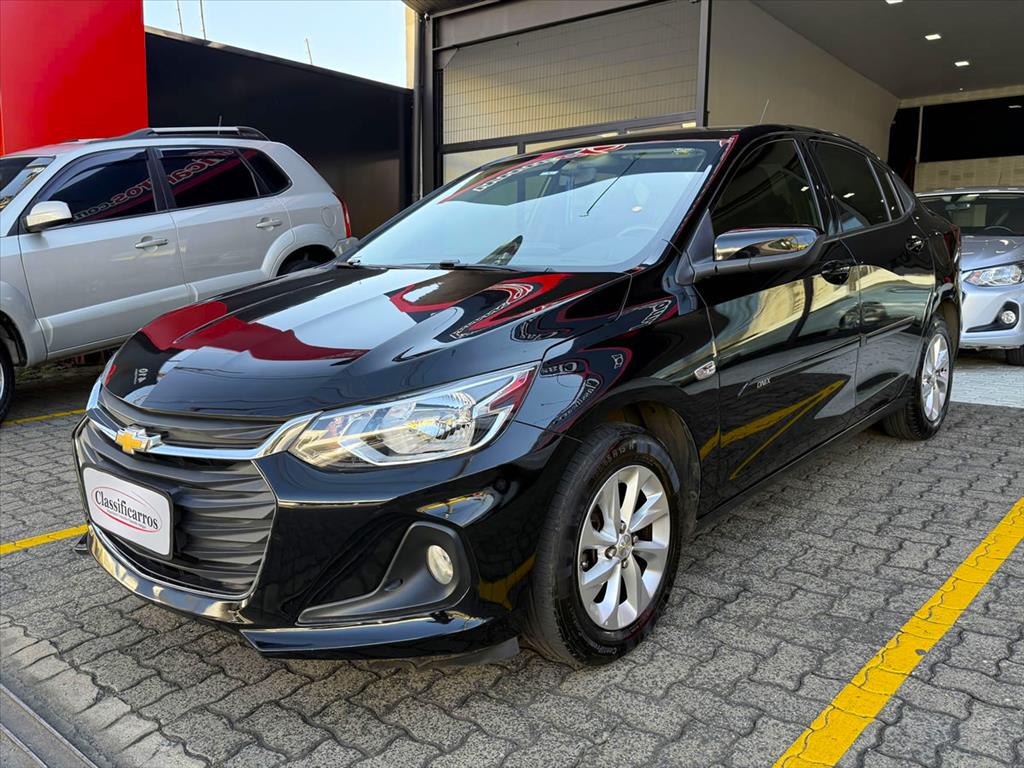 Chevrolet Onix Plus - 1.0 FLEX LT MANUAL