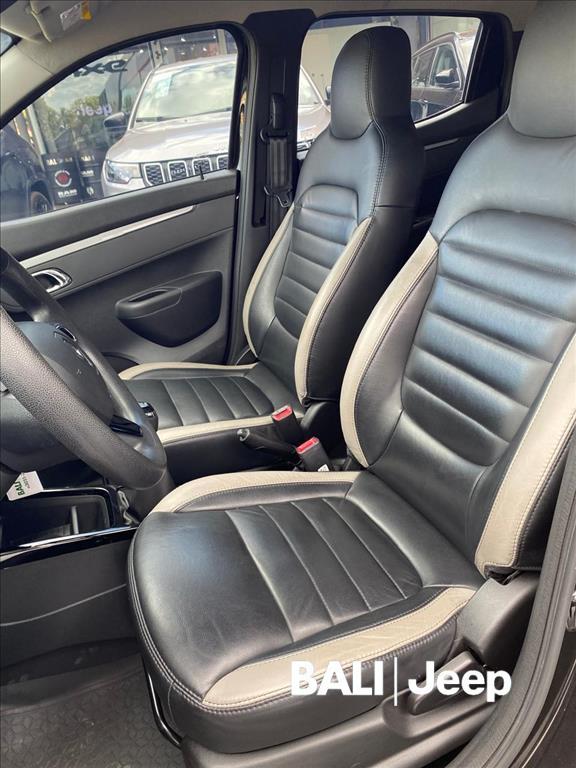 KWID 1.0 12V SCE FLEX OUTSIDER MANUAL