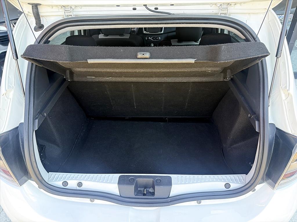 Renault Sandero - 2.0 16V HI-FLEX RS MANUAL