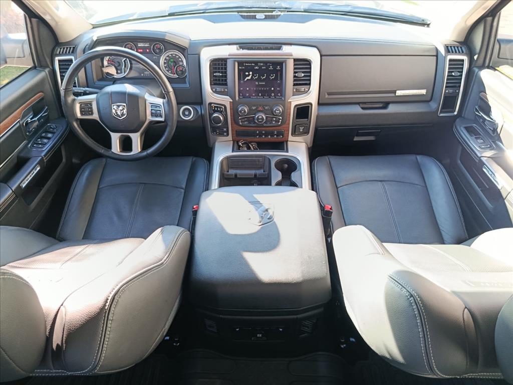 CLASSIC 5.7 V8 GASOLINA LARAMIE CD 4X4 AUTOMÁTICO8