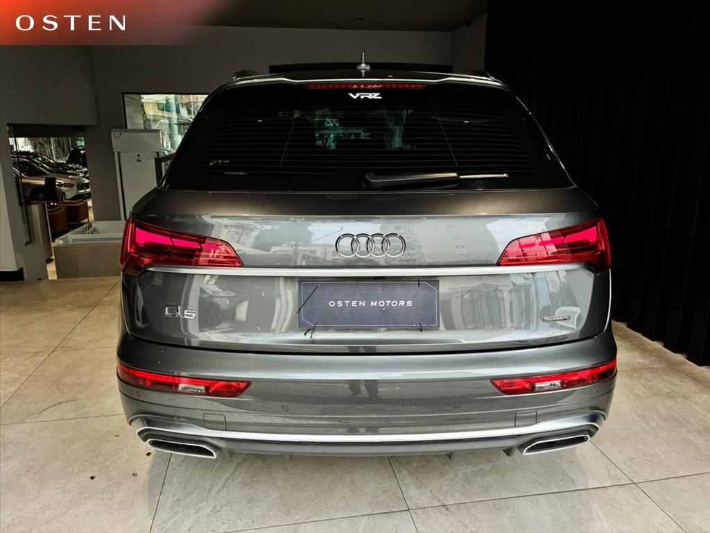 Audi-Q5-2.0 45 TFSI GASOLINA S LINE BLACK QUATTRO S TRONIC