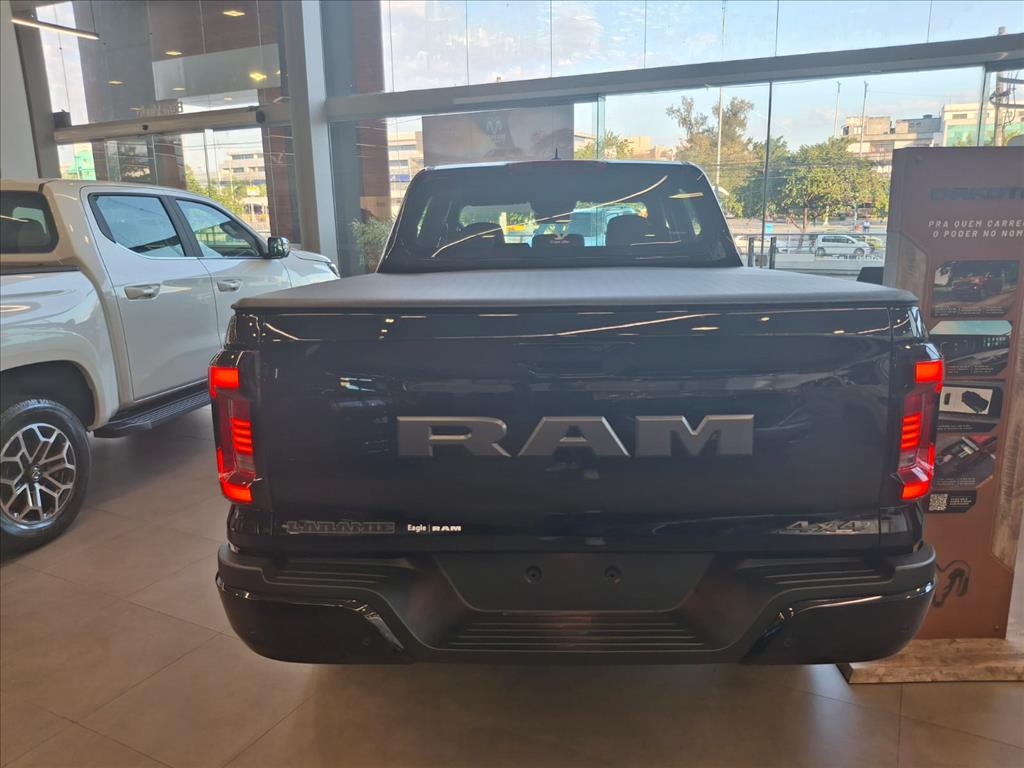 DAKOTA 2.2 TURBO DIESEL LARAMIE NIGHT EDITION 4X4 AUTOMÁTICO4