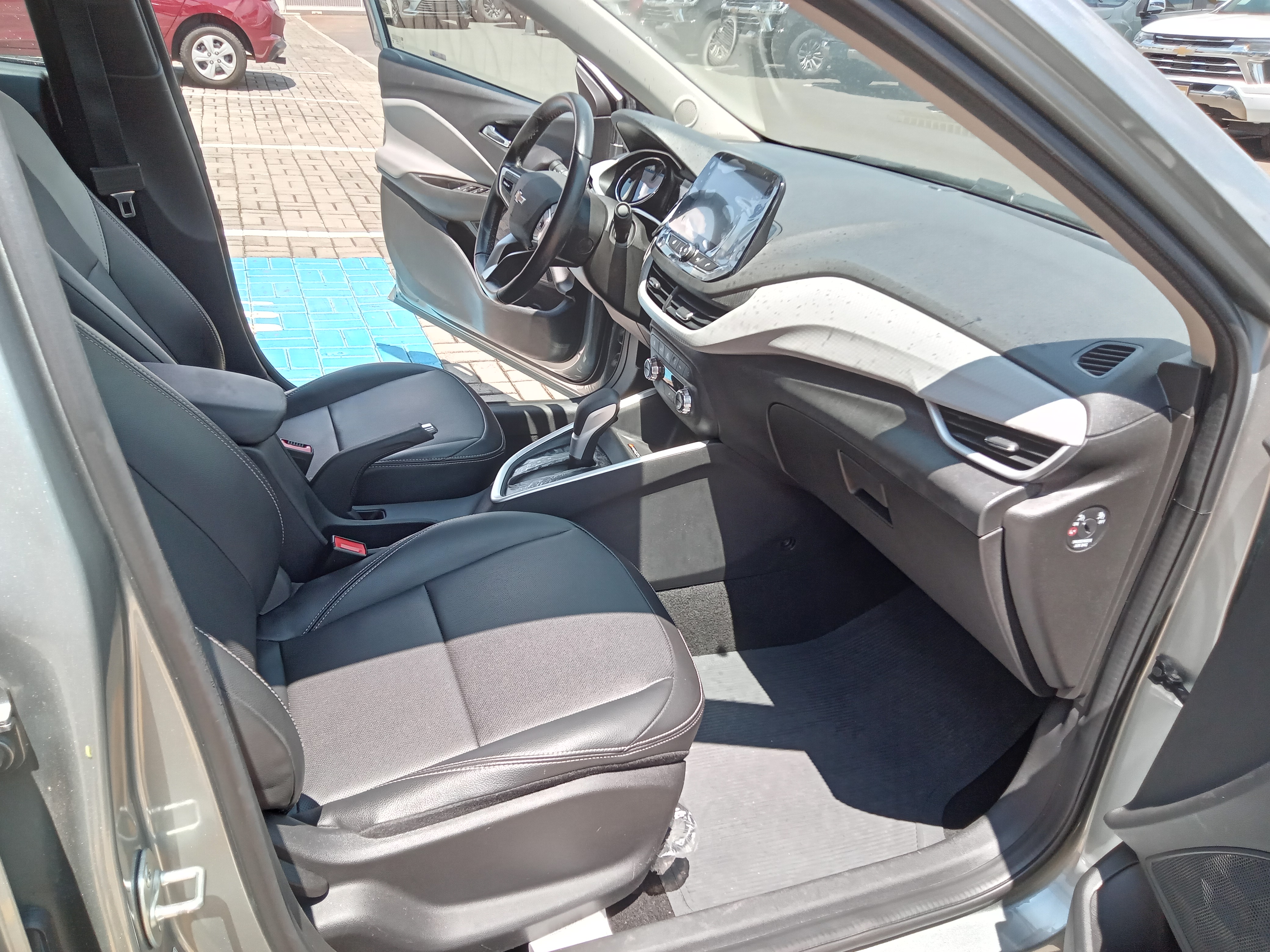 ONIX 1.0 TURBO FLEX PREMIER AUTOMÁTICO10