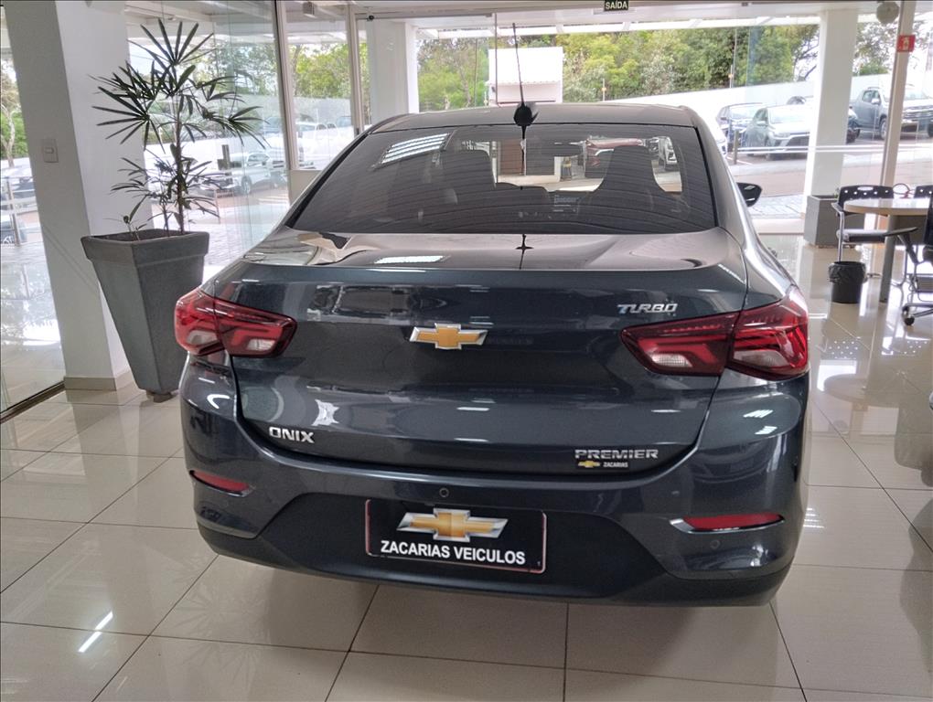 ONIX PLUS 1.0 TURBO FLEX PREMIER AUTOMÁTICO4