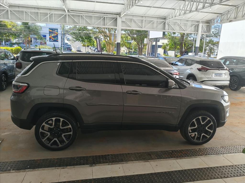 COMPASS 2.0 16V DIESEL LIMITED 4X4 AUTOMÁTICO11