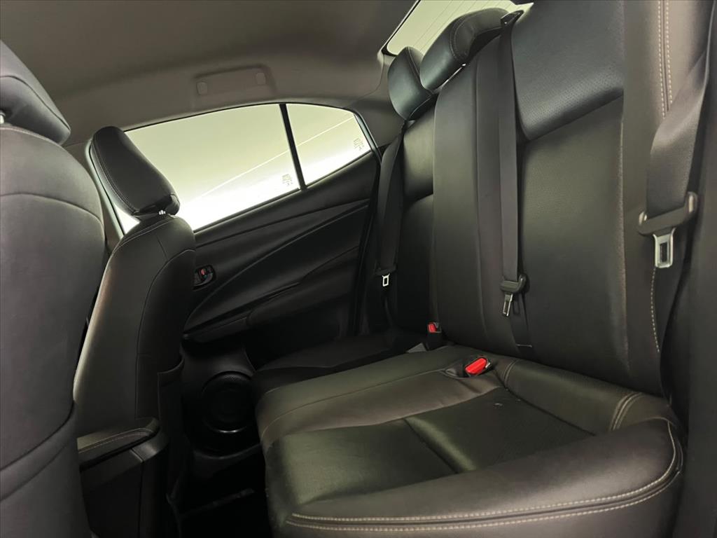 YARIS 1.5 16V FLEX SEDAN XL LIVE MULTIDRIVE15