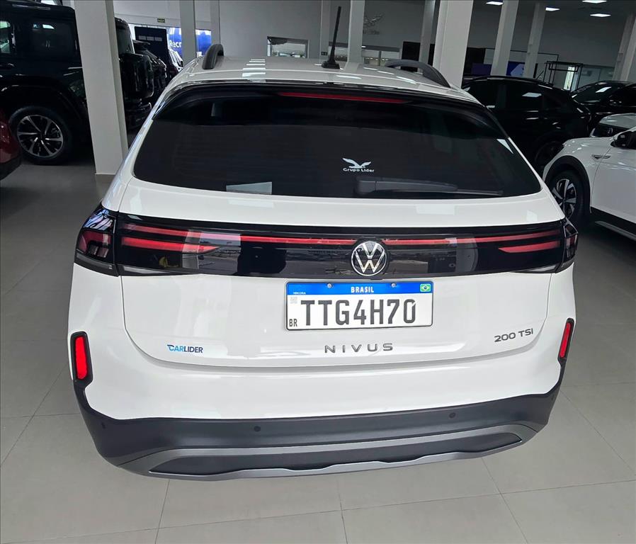 NIVUS 1.0 200 TSI TOTAL FLEX COMFORTLINE AUTOMÁTICO4