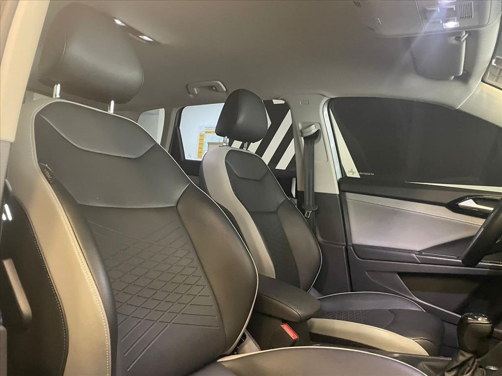 TAOS 1.4 250 TSI TOTAL FLEX COMFORTLINE AUTOMÁTICO17