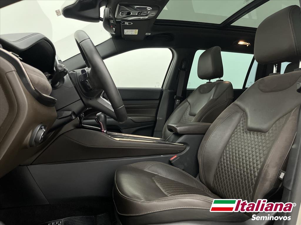 COMMANDER 1.3 T270 TURBO FLEX OVERLAND AT612