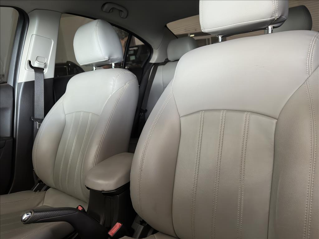 CRUZE 1.8 LT 16V FLEX 4P MANUAL9