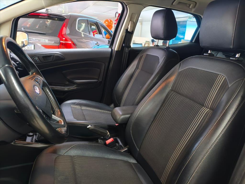 ECOSPORT 1.5 TI-VCT FLEX FREESTYLE AUTOMÁTICO8