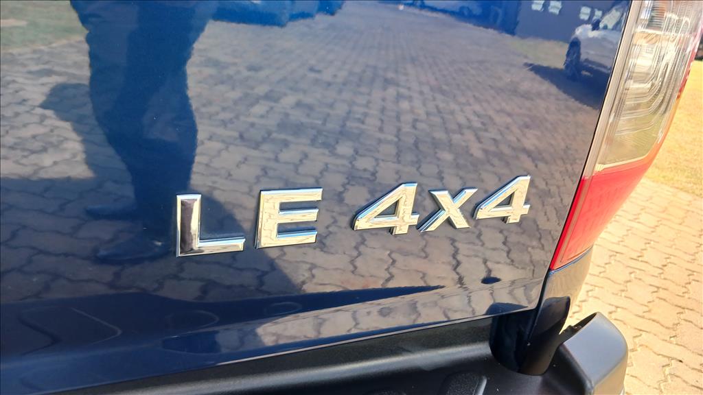 FRONTIER 2.3 16V TURBO DIESEL LE CD 4X4 AUTOMÁTICO11