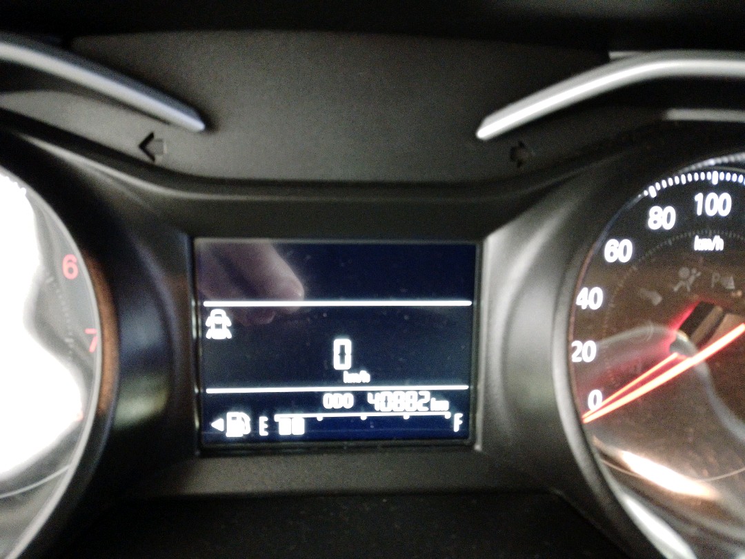 GM - Chevrolet-ONIX PLUS-1.0 TURBO FLEX LT MANUAL