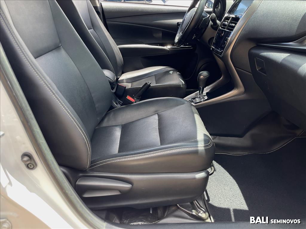 YARIS 1.5 16V FLEX SEDAN XLS CONNECT MULTIDRIVE10